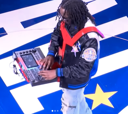 Performer using a Walkabout Carrier during a live NBA All-Star event